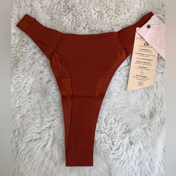 We are HAH | Free People High End Seamless Thong Panty in Bronze, XS - Picture 4 of 6